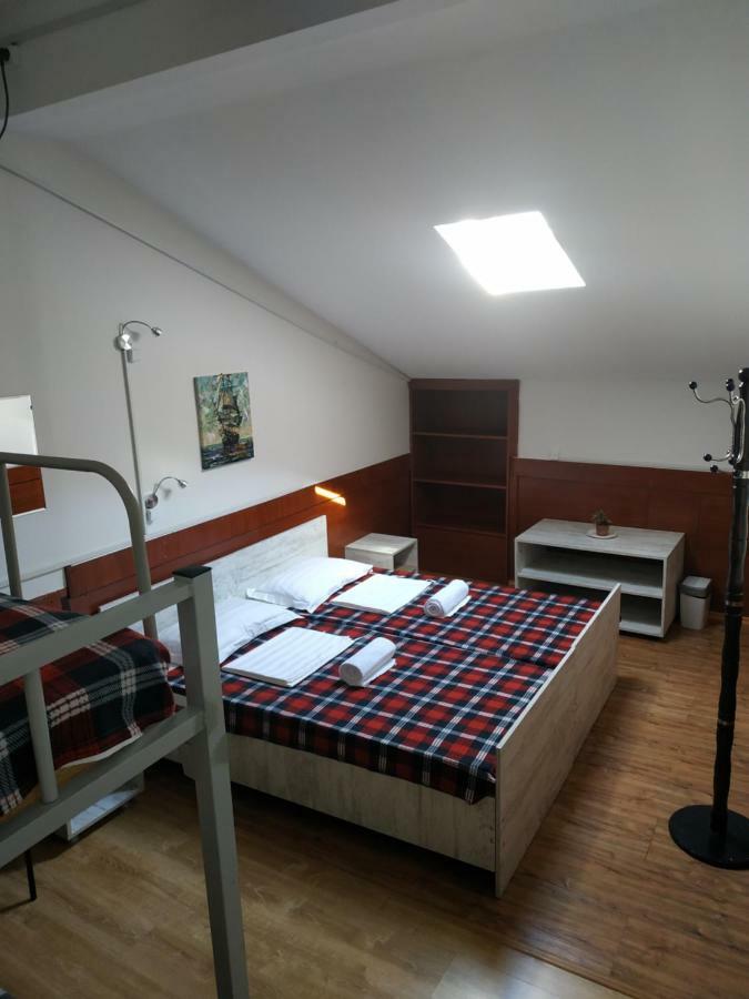 Hostel Portal Tiflis Exterior foto